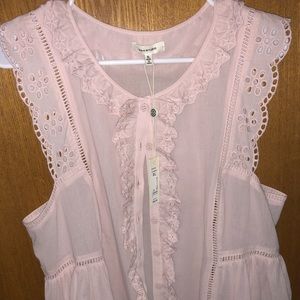 Blush NWT MaxStudio Flowy Blouse